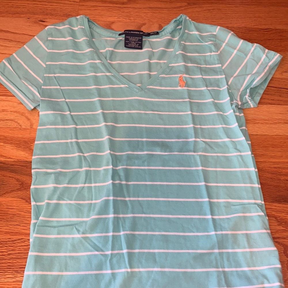 Polo v neck